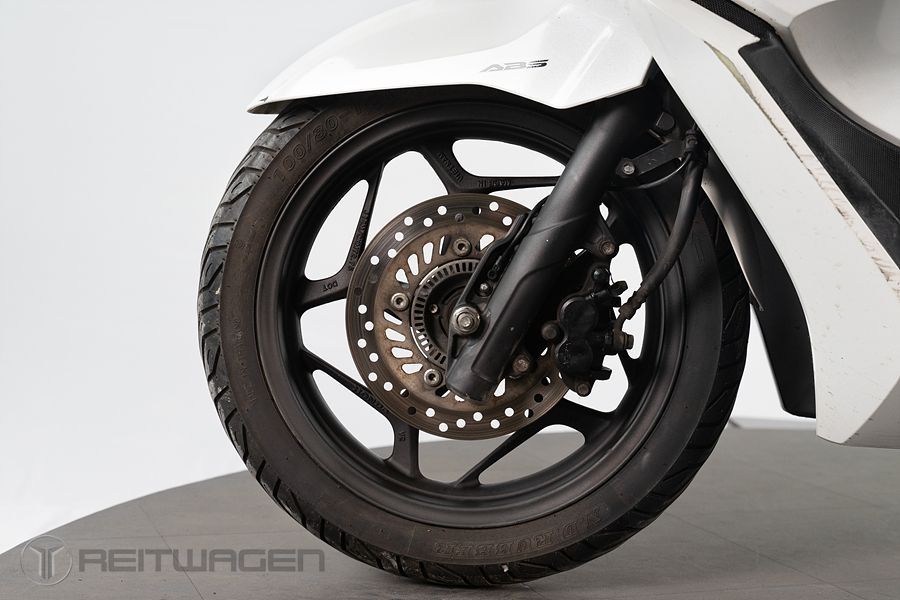 혼다 PCX 125 12