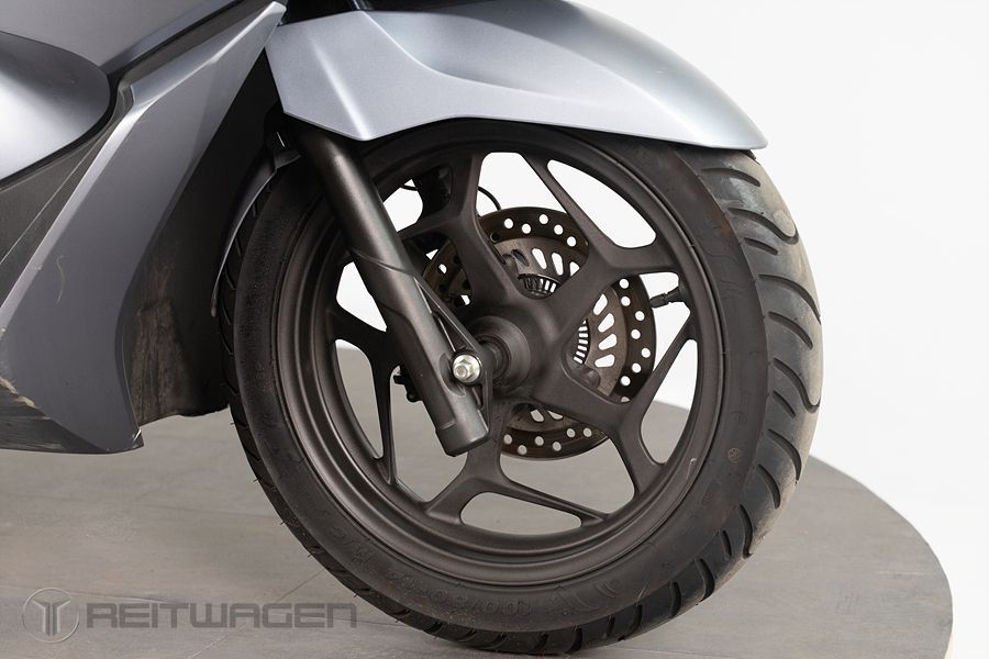 혼다 PCX 125 12