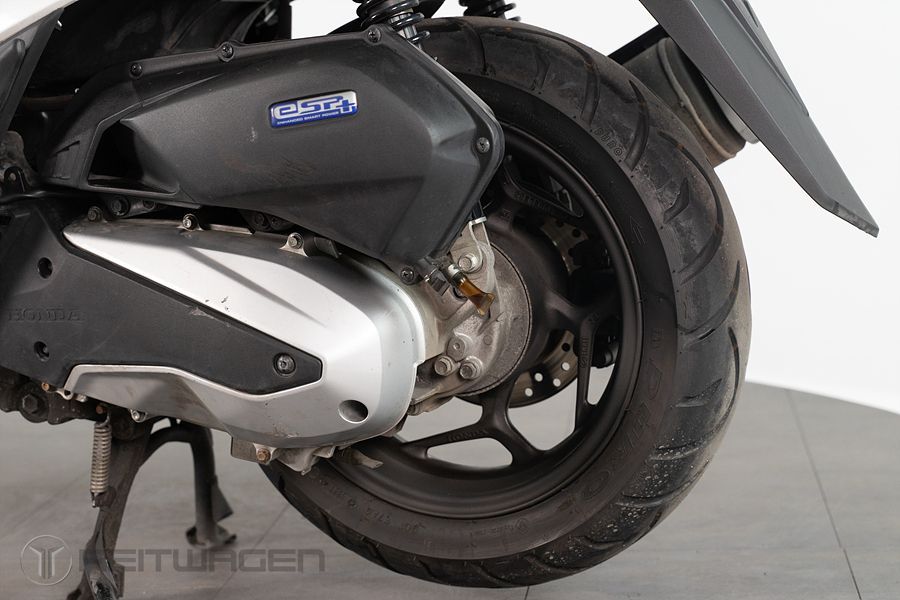 혼다 PCX 125 13