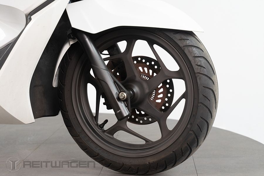 혼다 PCX 125 12