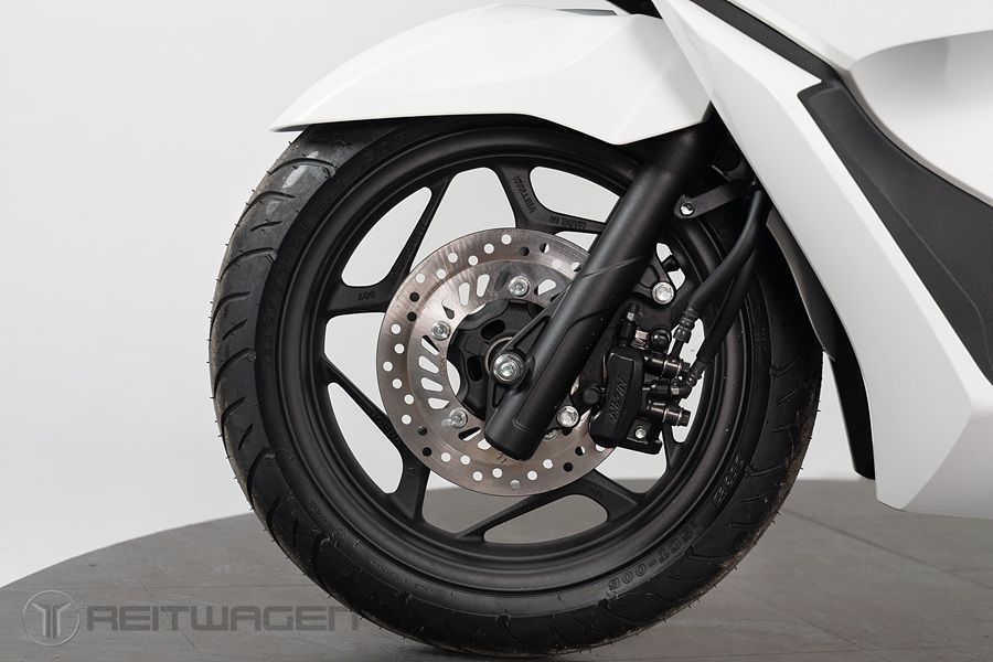 혼다 PCX 125 more