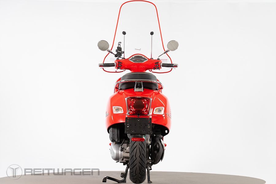 베스파 GTS 125 HPE 4