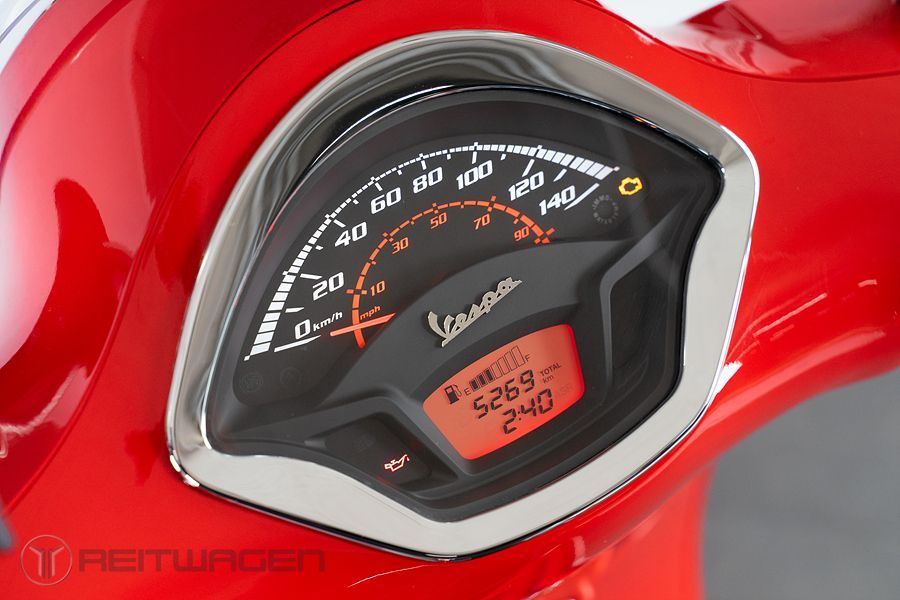 베스파 GTS 125 HPE more