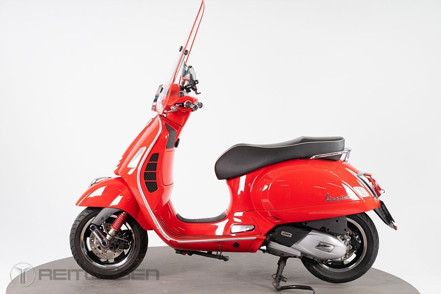 베스파 GTS 125 HPE thumb 2