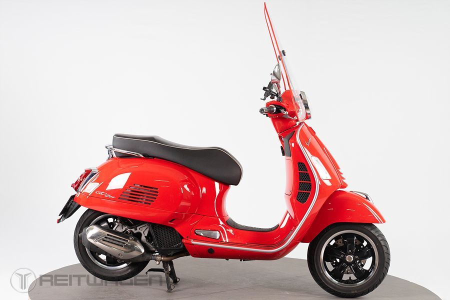 베스파 GTS 125 HPE main