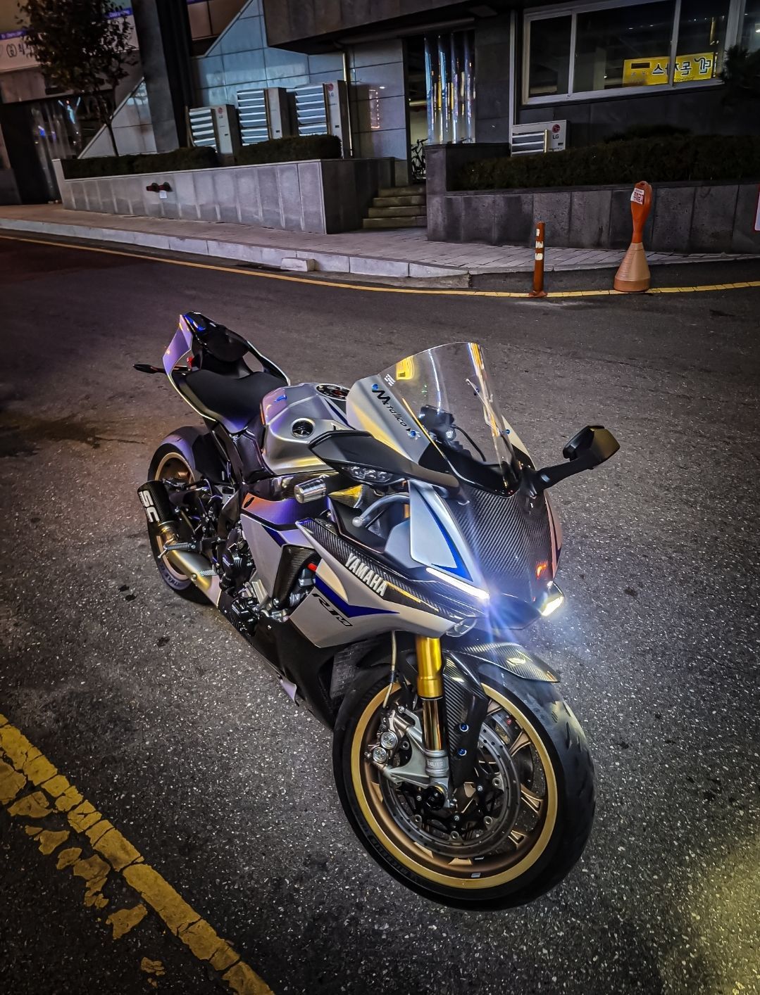 야마하 YZF R1 M 7