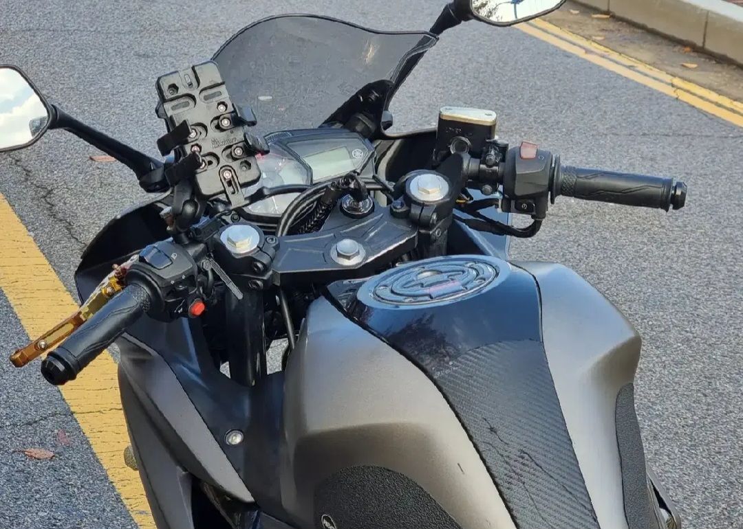 야마하 YZF R3 9