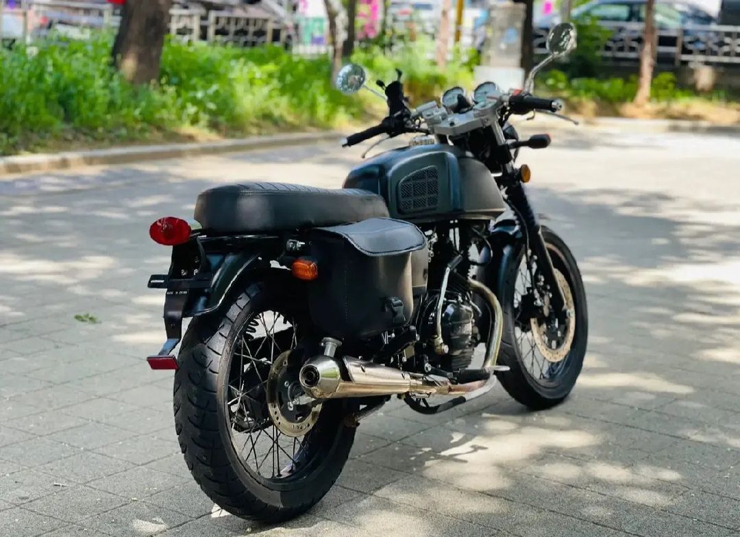 이탈젯 그리폰 125 6