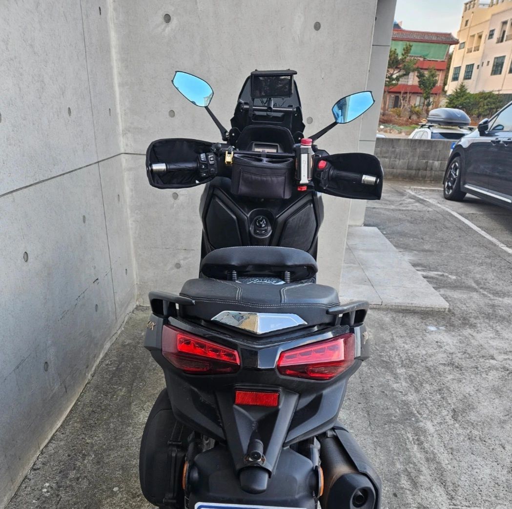 야마하 XMAX 300 ABS 7