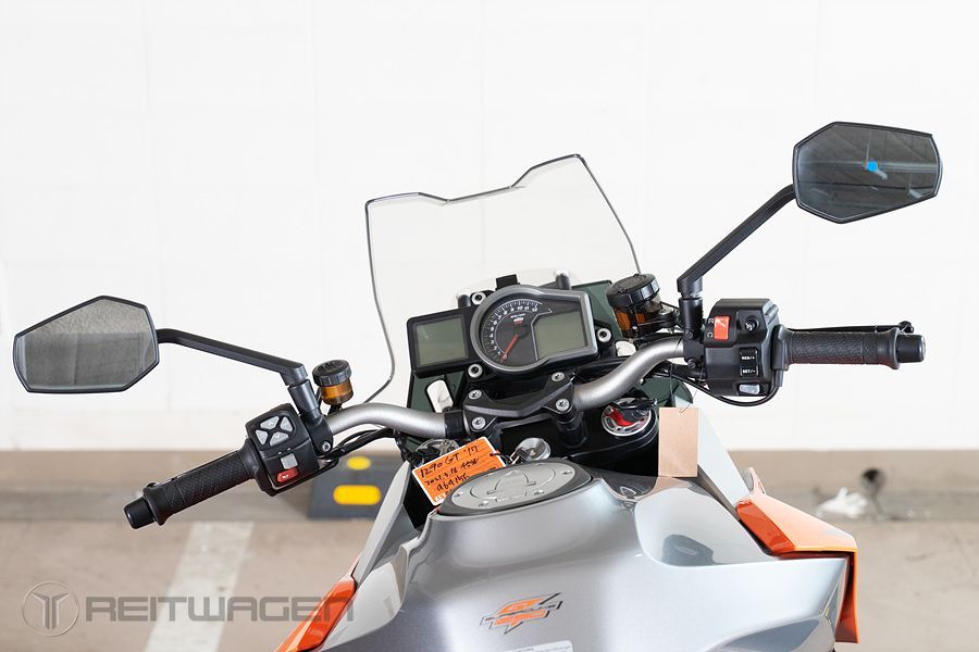 KTM 1290 슈퍼듀크 GT 15