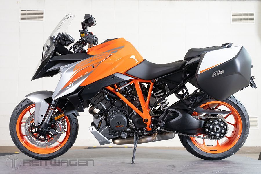 KTM 1290 슈퍼듀크 GT thumb 2
