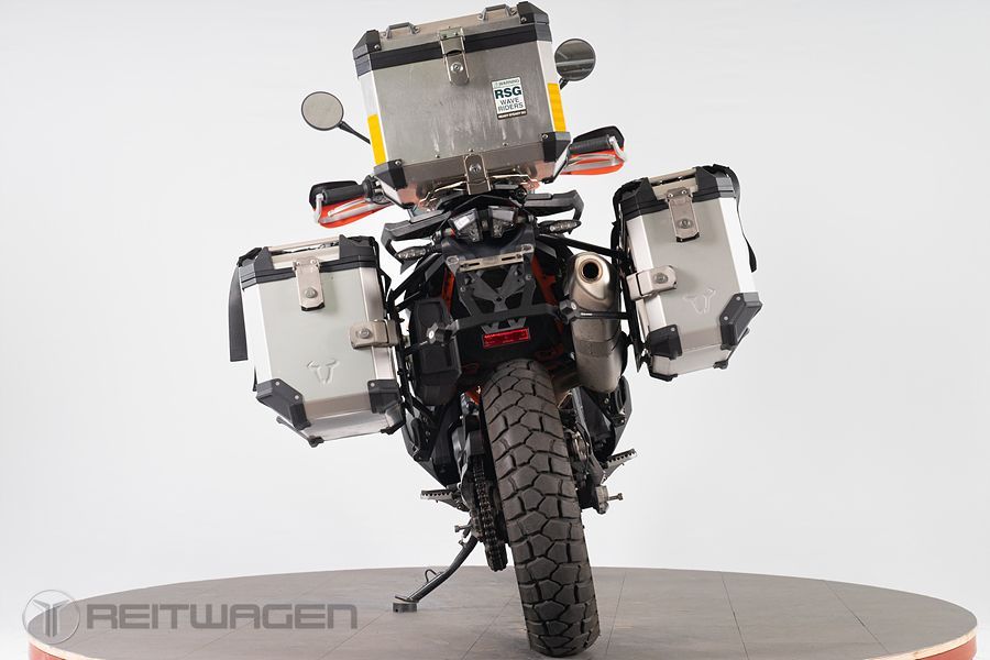 KTM 790 어드벤처 4