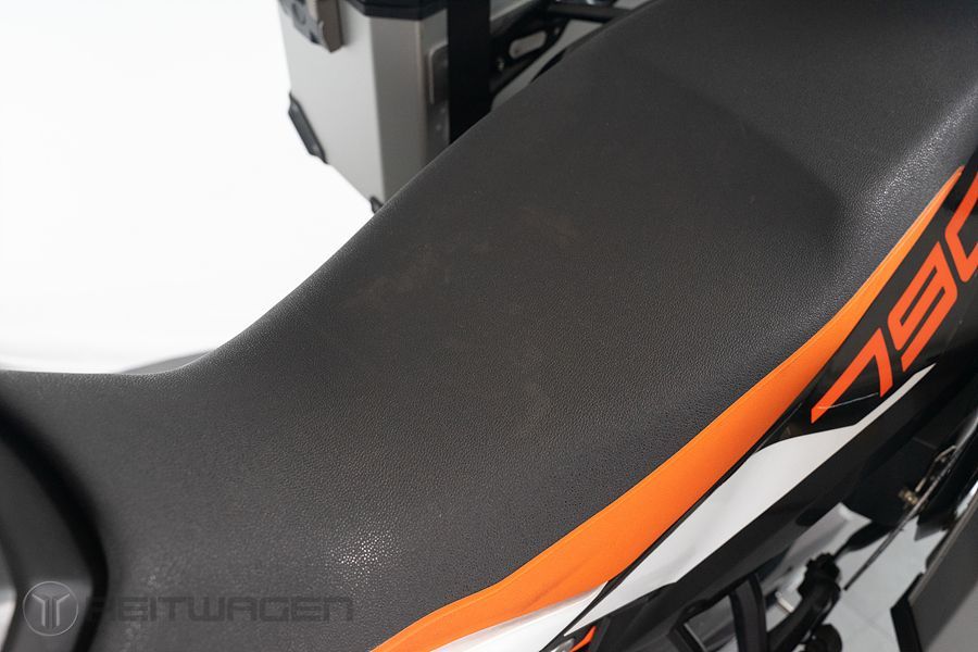 KTM 790 어드벤처 36