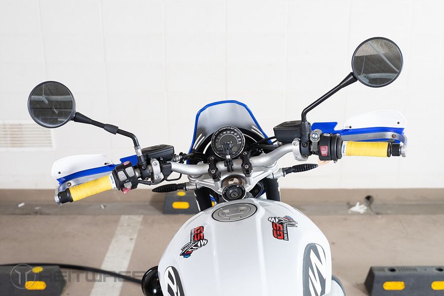 BMW R nine T 어반 GS 16