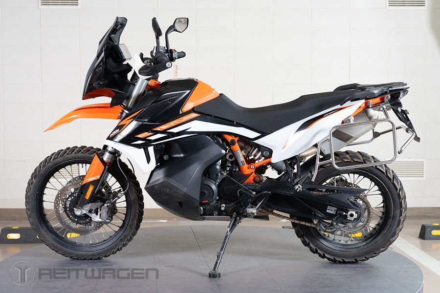 KTM 890 어드벤처 R thumb 2