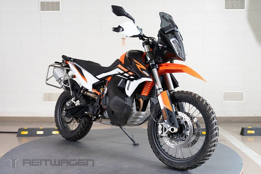 KTM 890 어드벤처 R 5