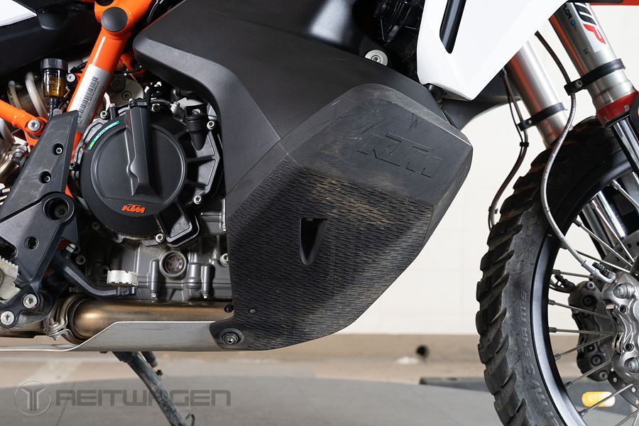 KTM 890 어드벤처 R 9