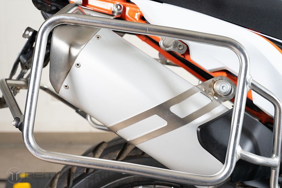 KTM 890 어드벤처 R 8