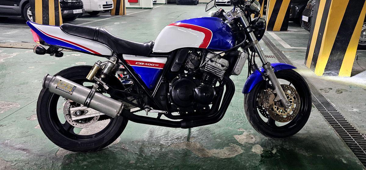 혼다 CB 400 more