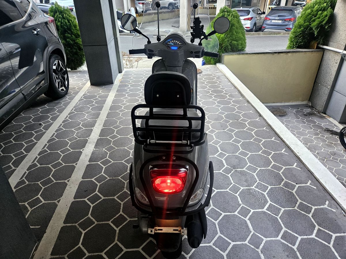 베스파 LX 125 4