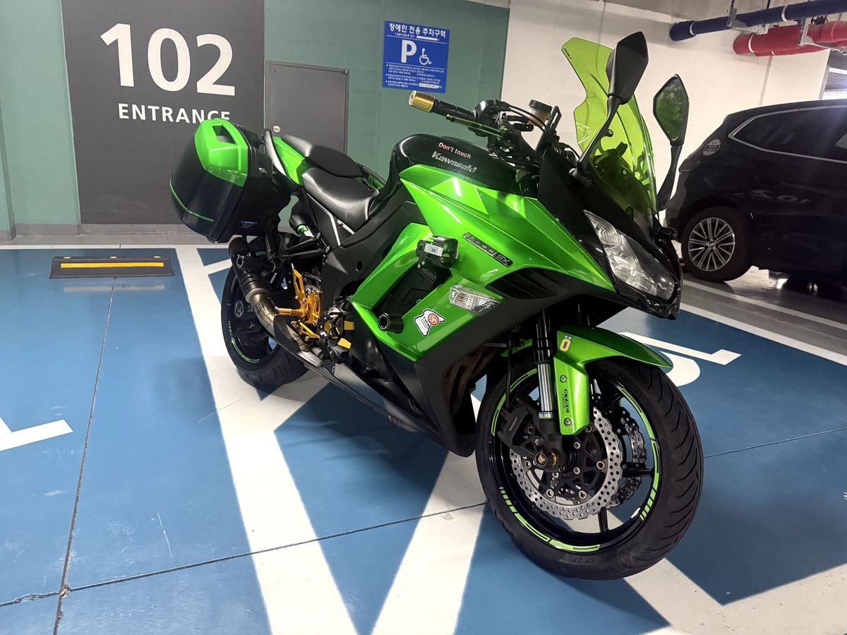 가와사키 Z 1000 SX 6