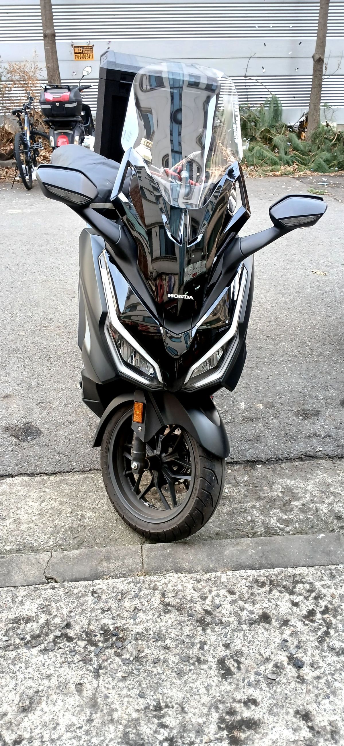 혼다 포르자 350 main