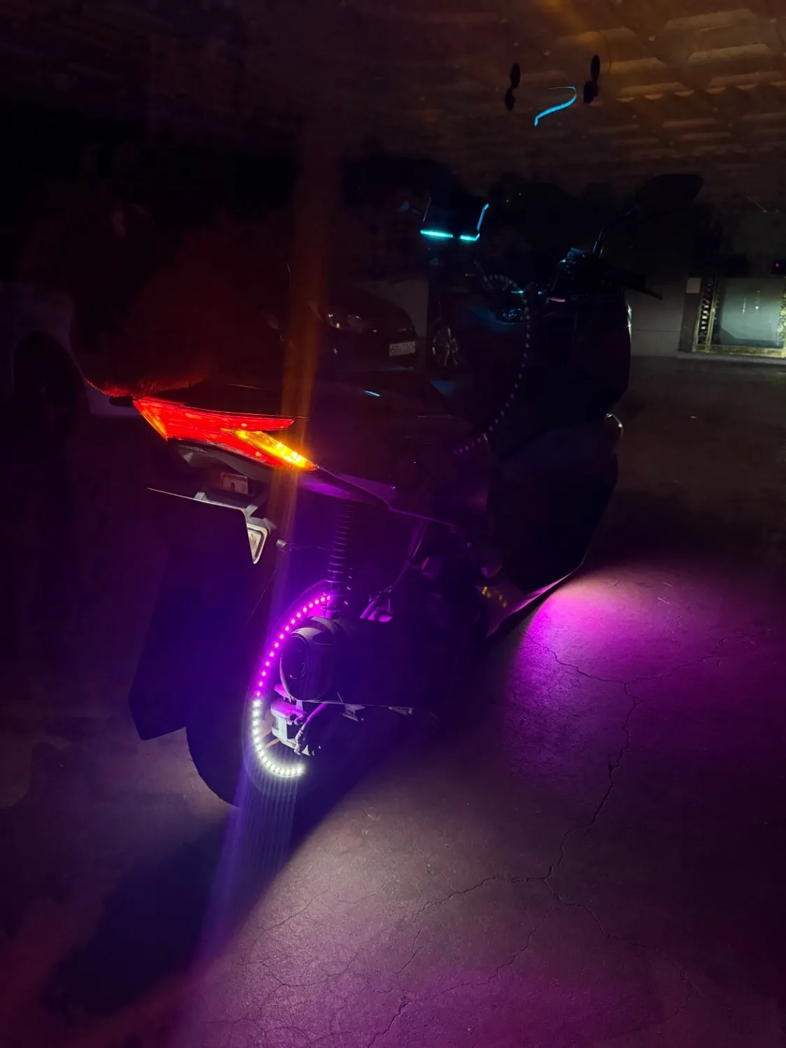 혼다 PCX 125 more