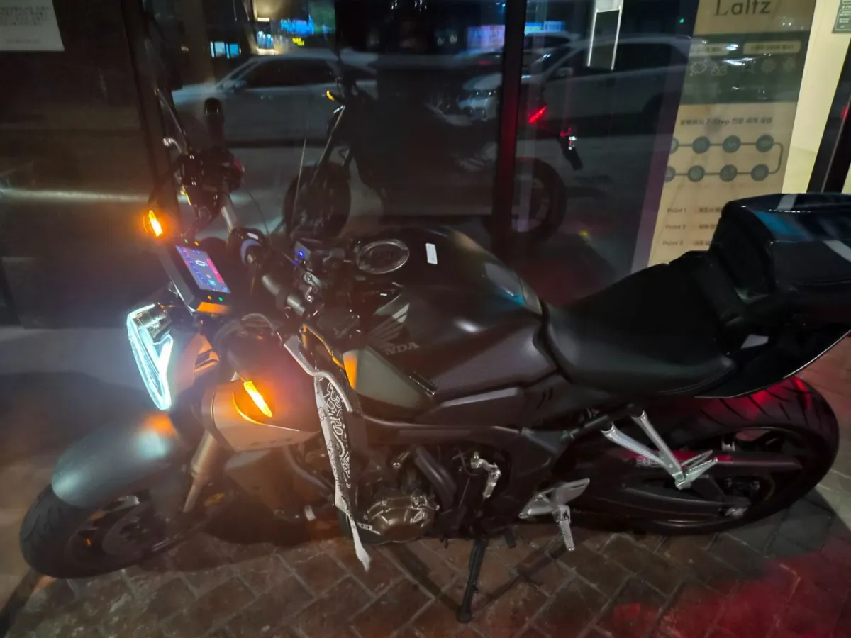 혼다 CB 650 R E-CLUTCH more