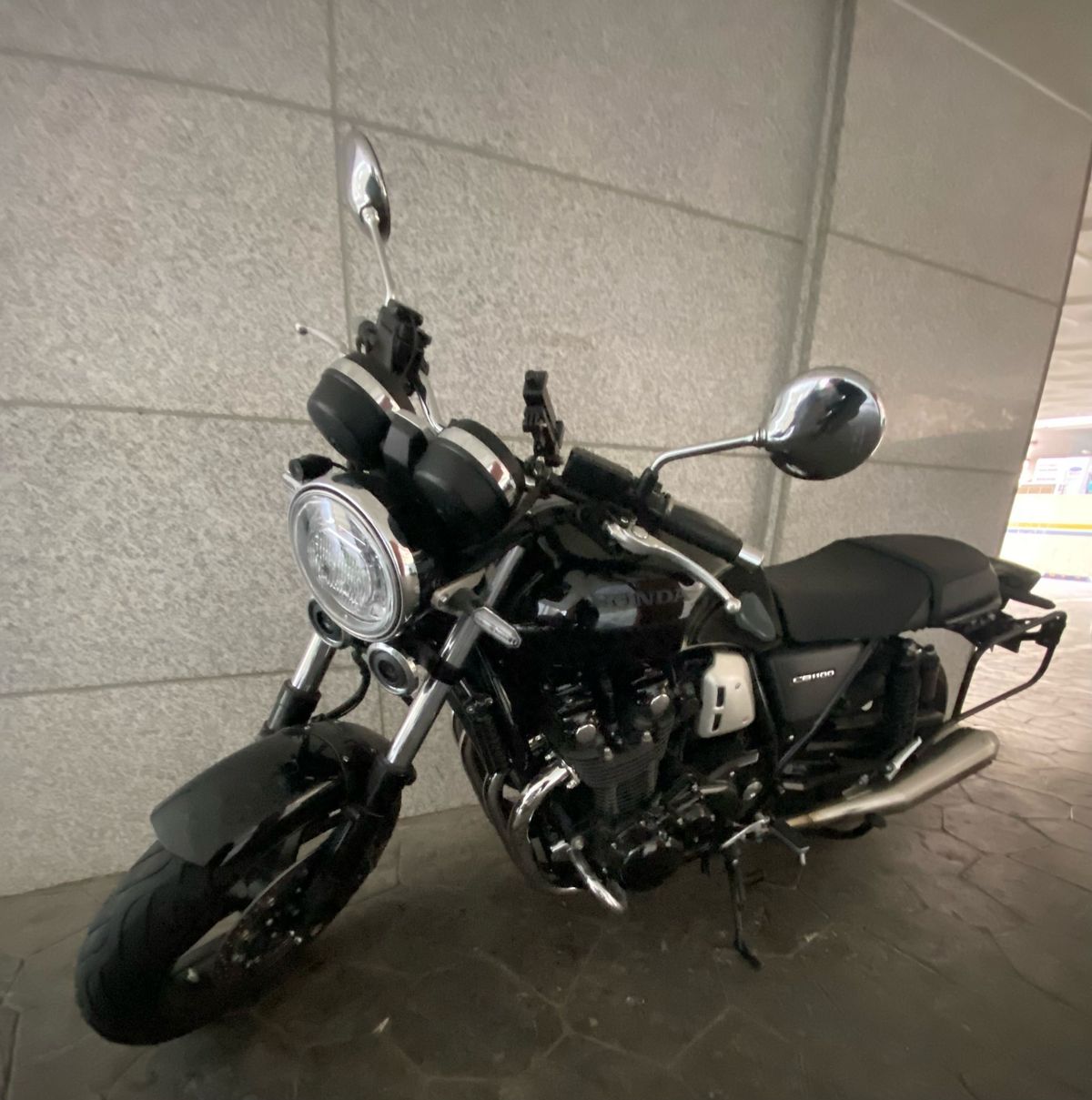혼다 CB 1100 RS main