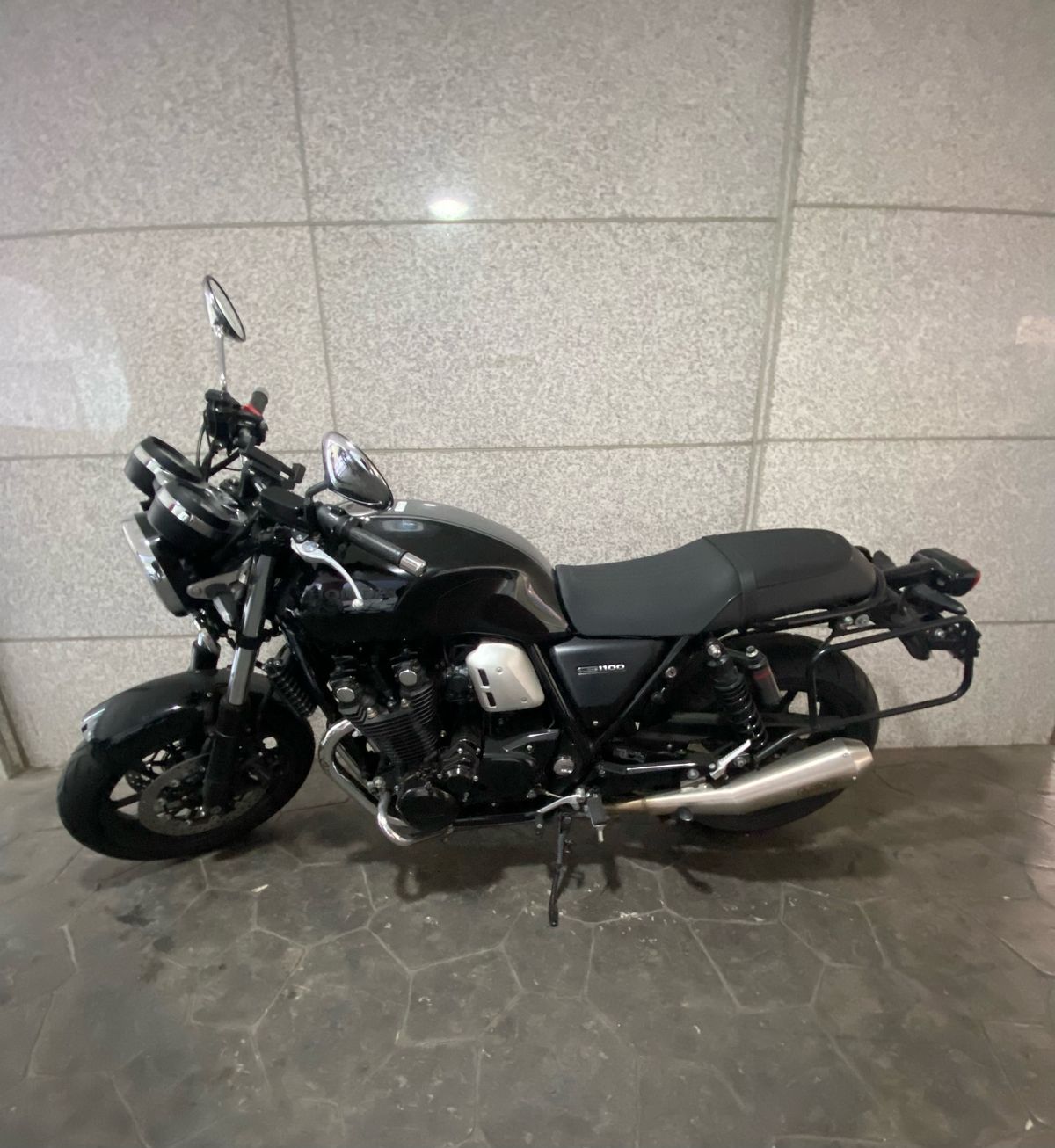 혼다 CB 1100 RS thumb 2