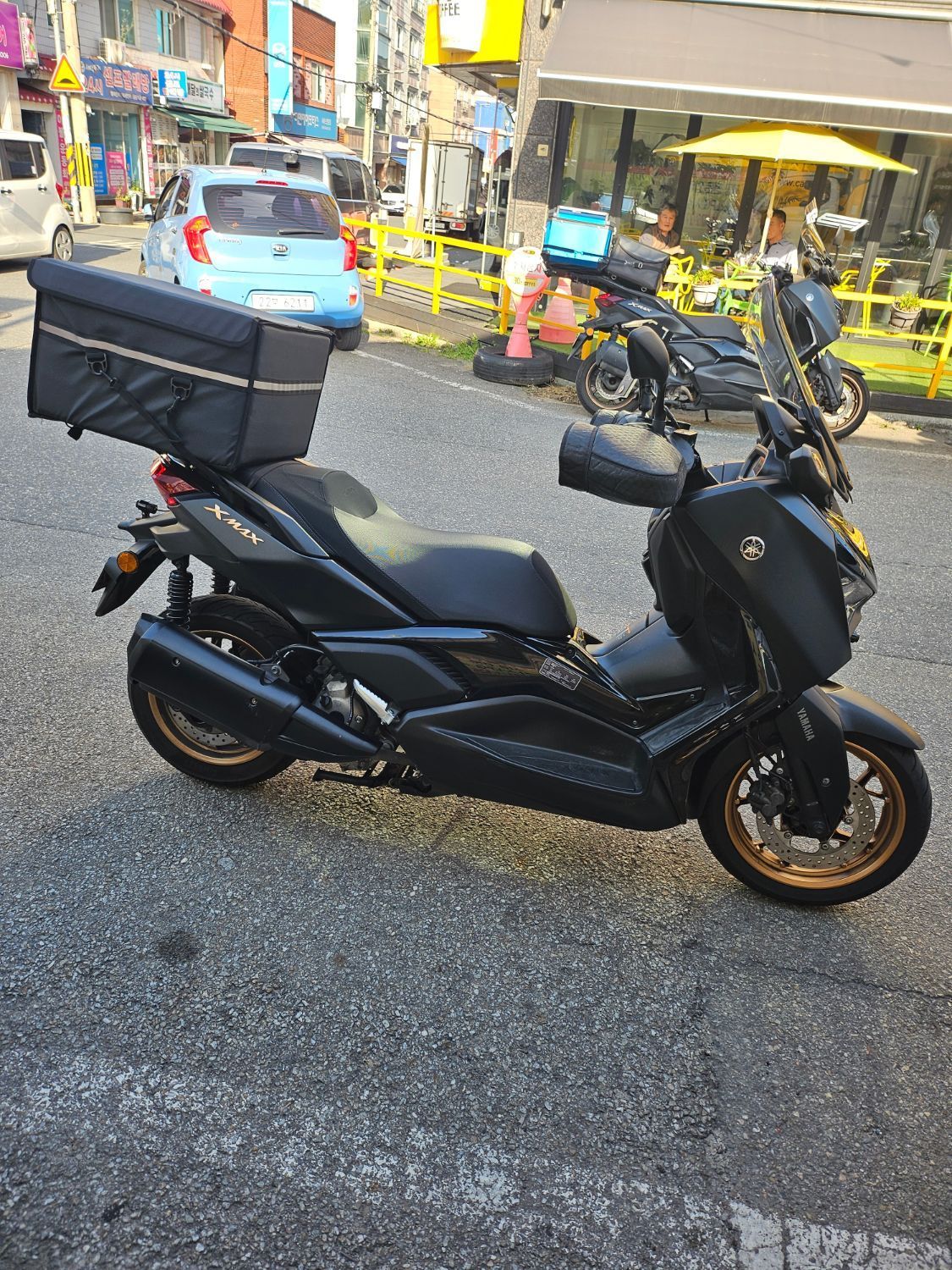 야마하 XMAX 300 ABS 5