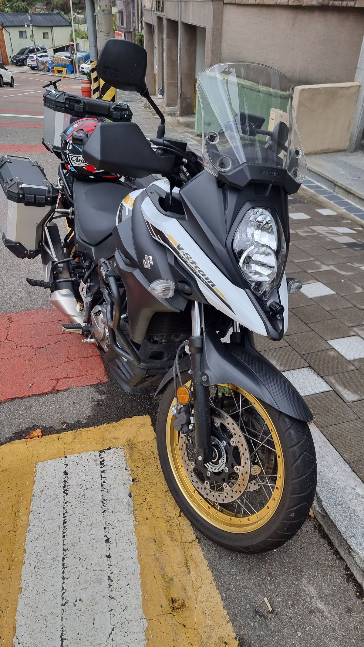 스즈키 브이스트롬 650 XT 4