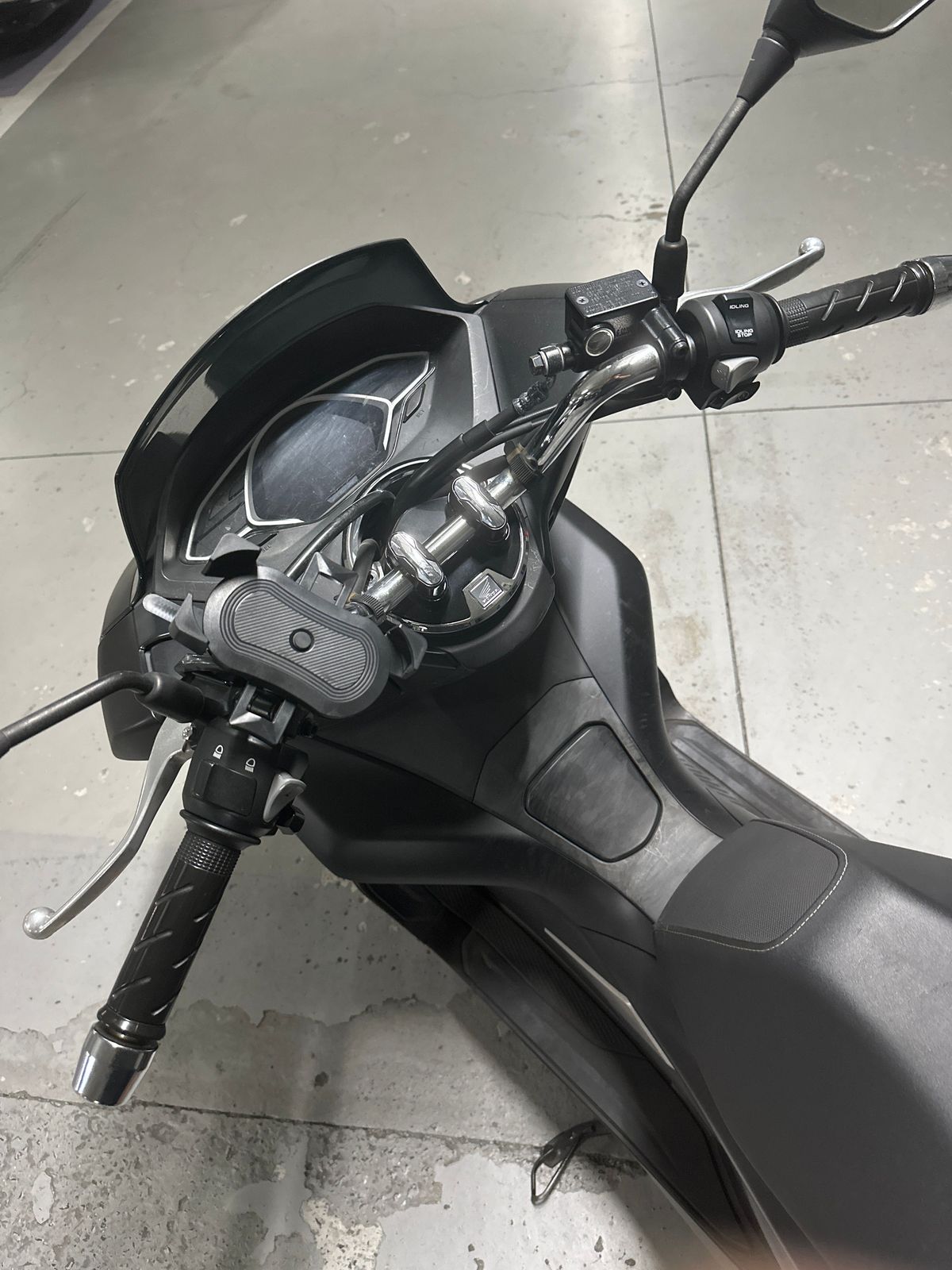 혼다 PCX 125 more