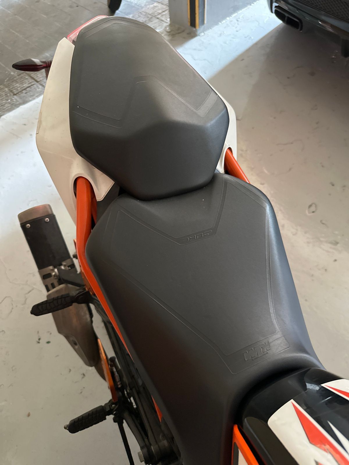 KTM 125 듀크 8