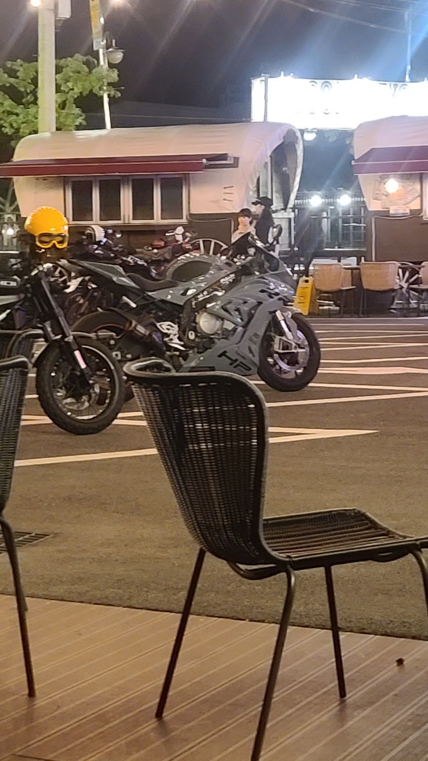 BMW S 1000 RR thumb 2