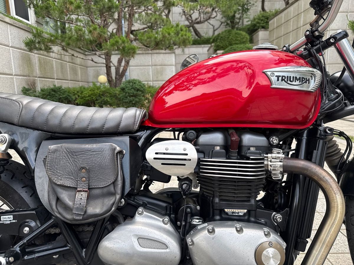 트라이엄프 본네빌 T100 6