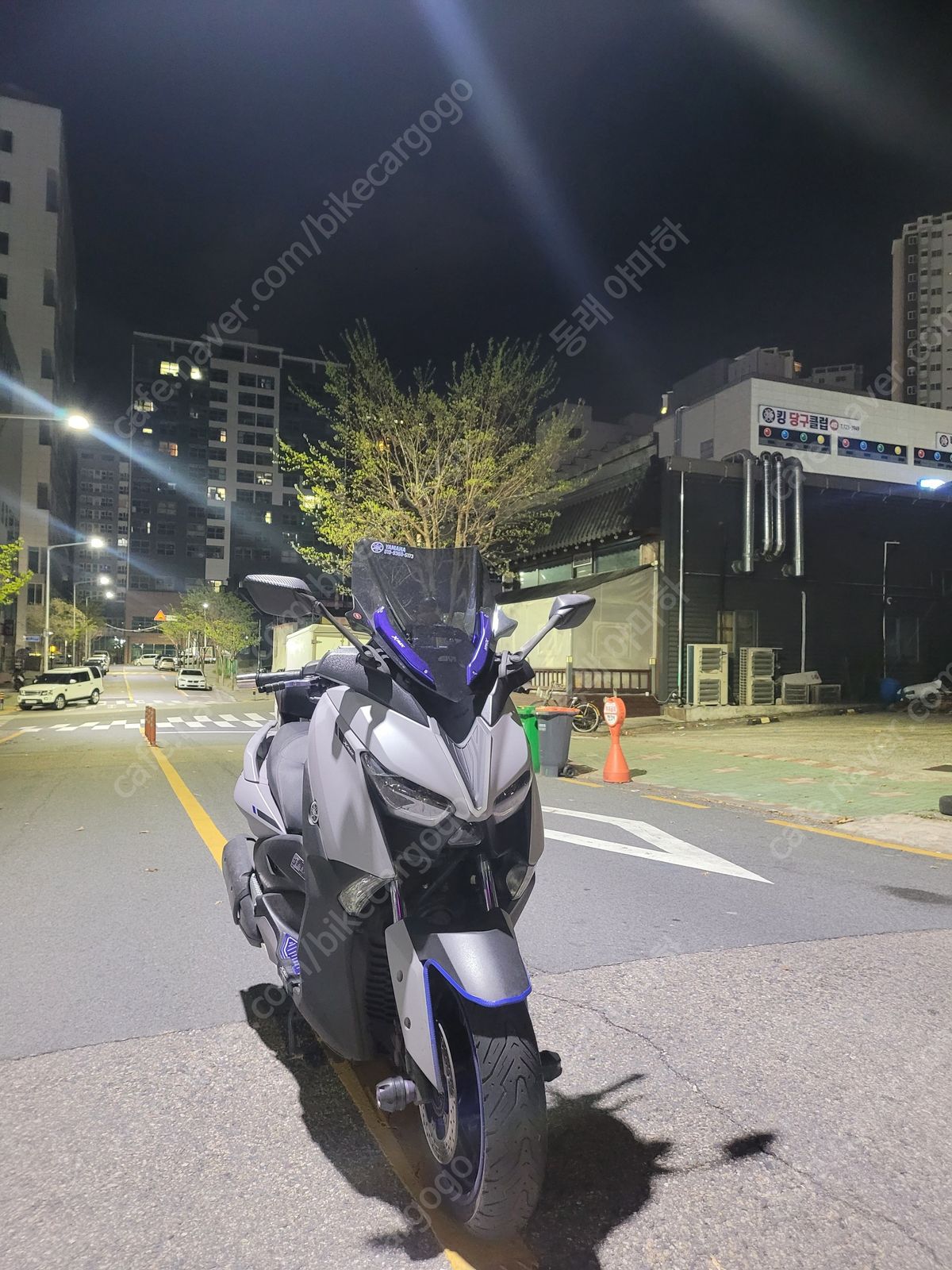 야마하 XMAX 300 ABS 5