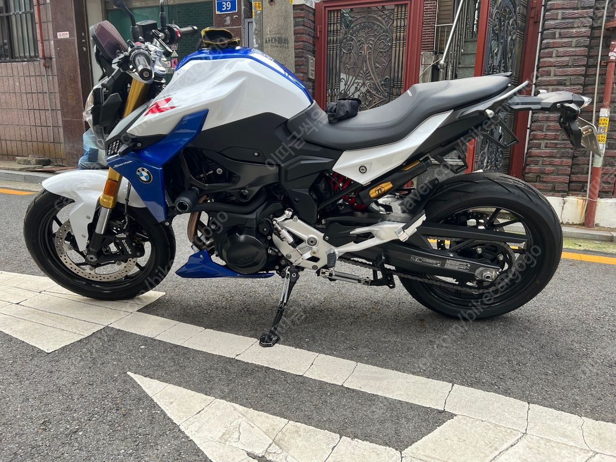 BMW F 900 R thumb 2