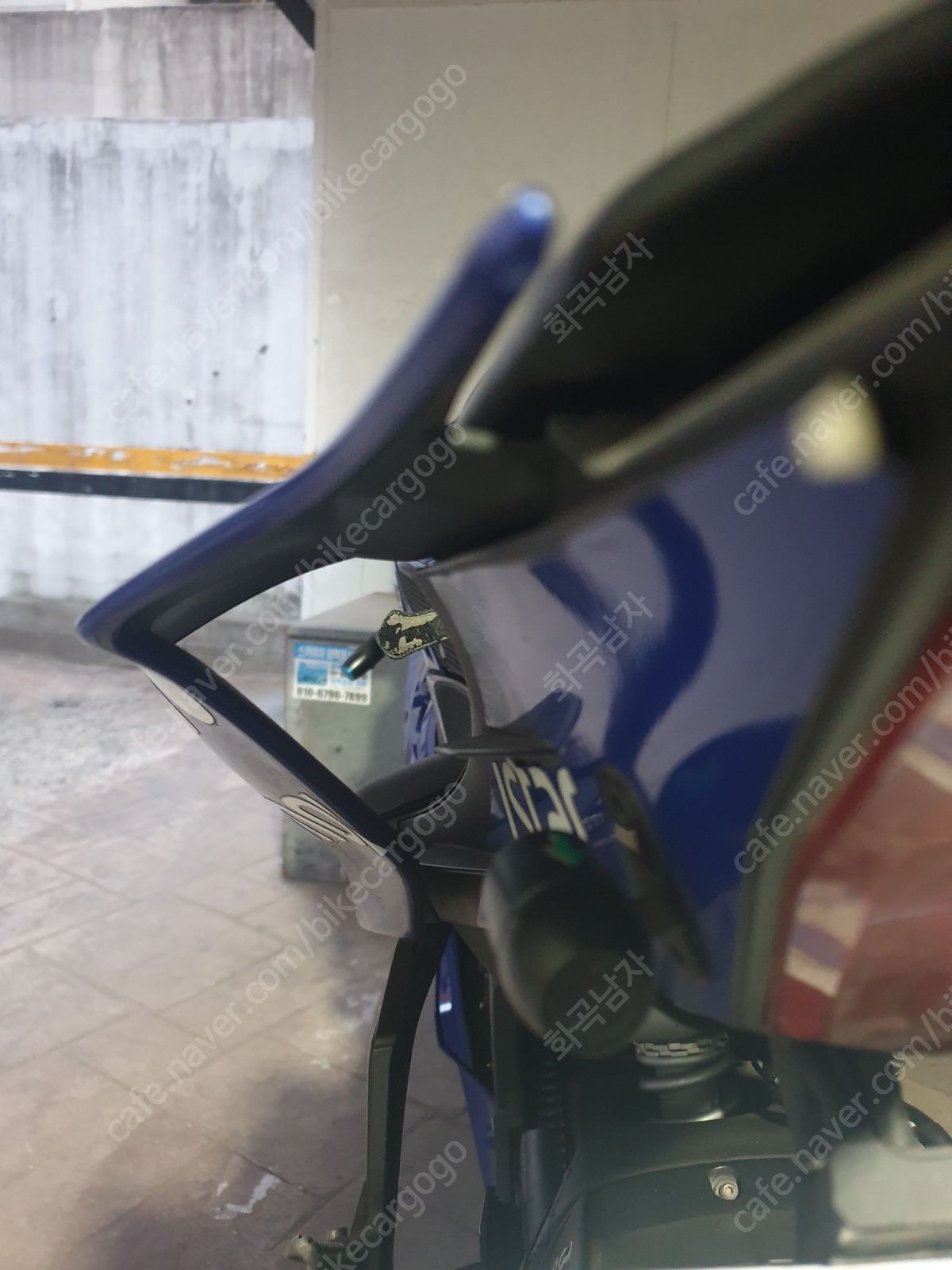 야마하 YZF R6 thumb 2