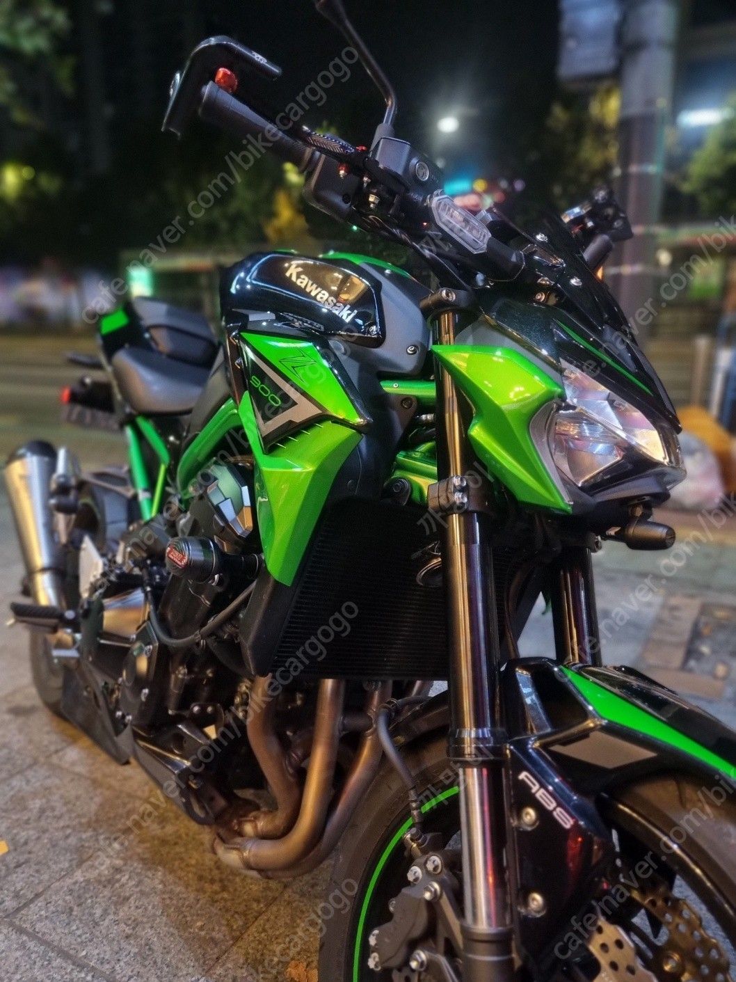 가와사키 Z 900 main