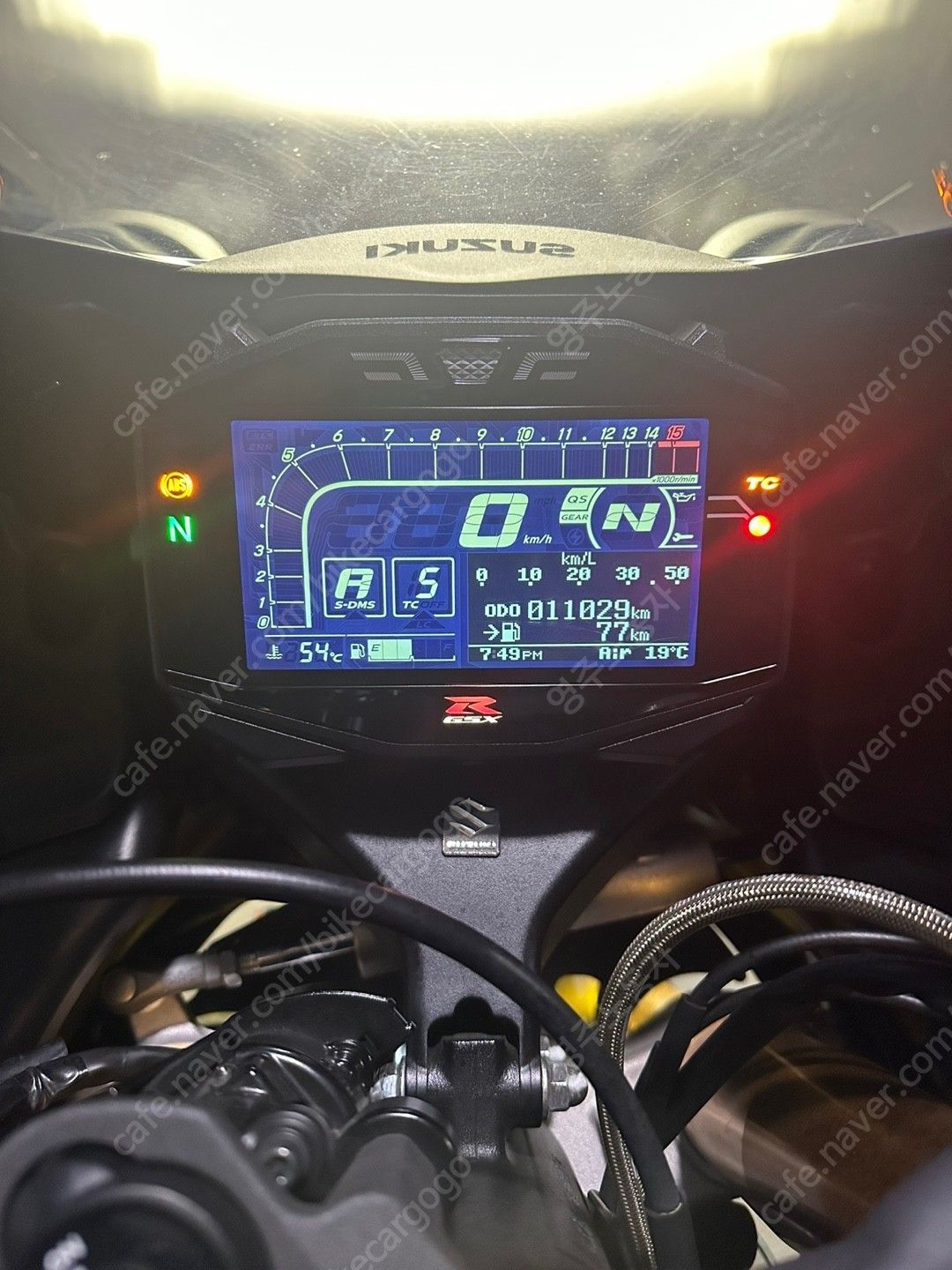 스즈키 GSX R 1000 R 13