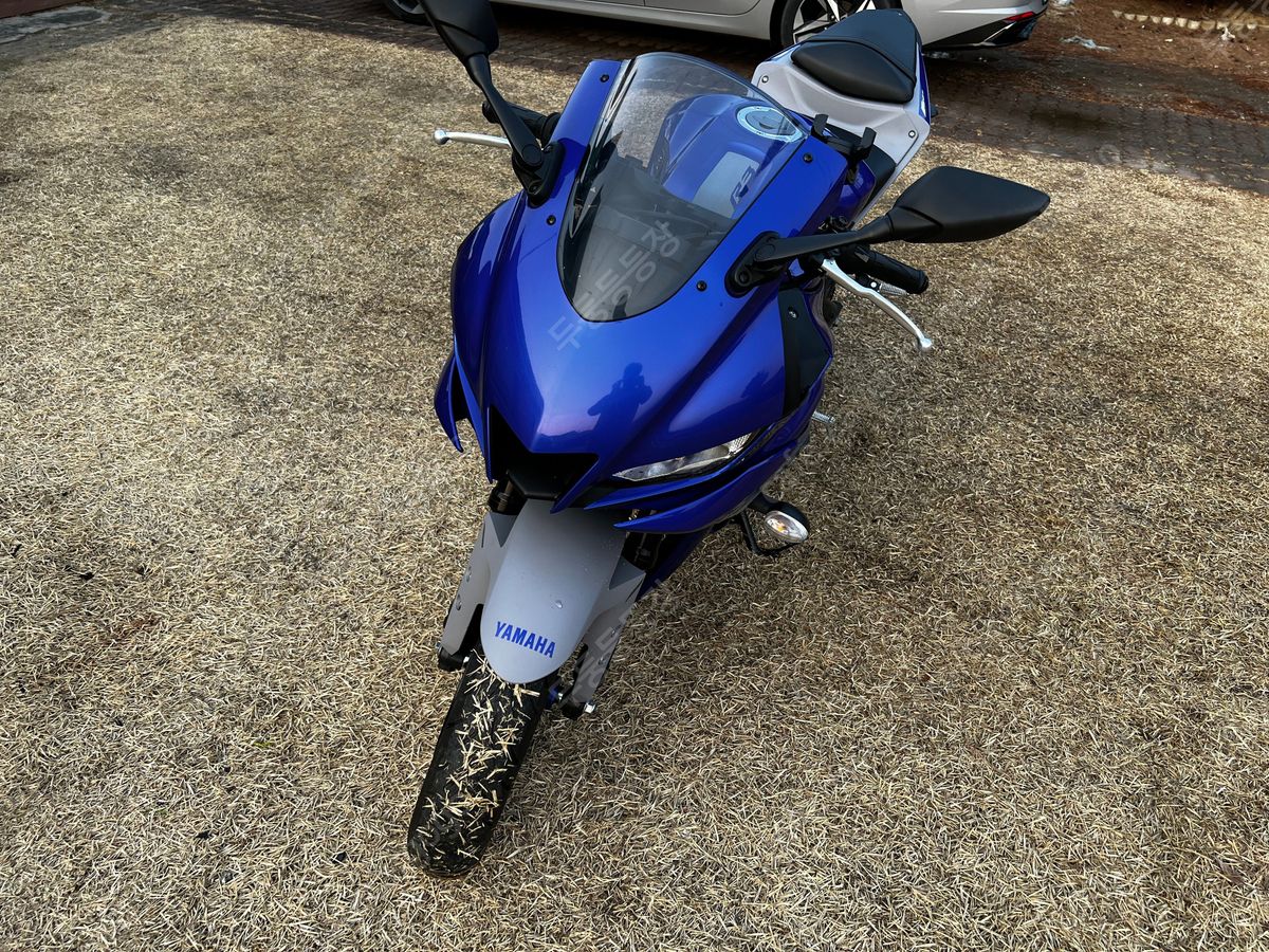 야마하 YZF R3 more