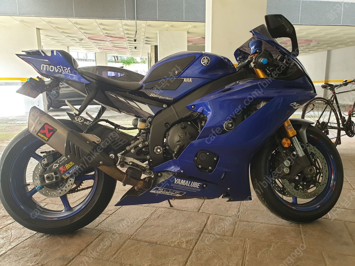 야마하 YZF R6 main