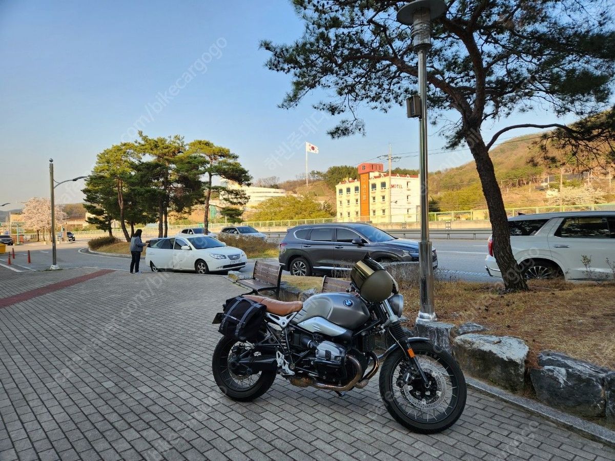 BMW R nine T 스크램블러 4
