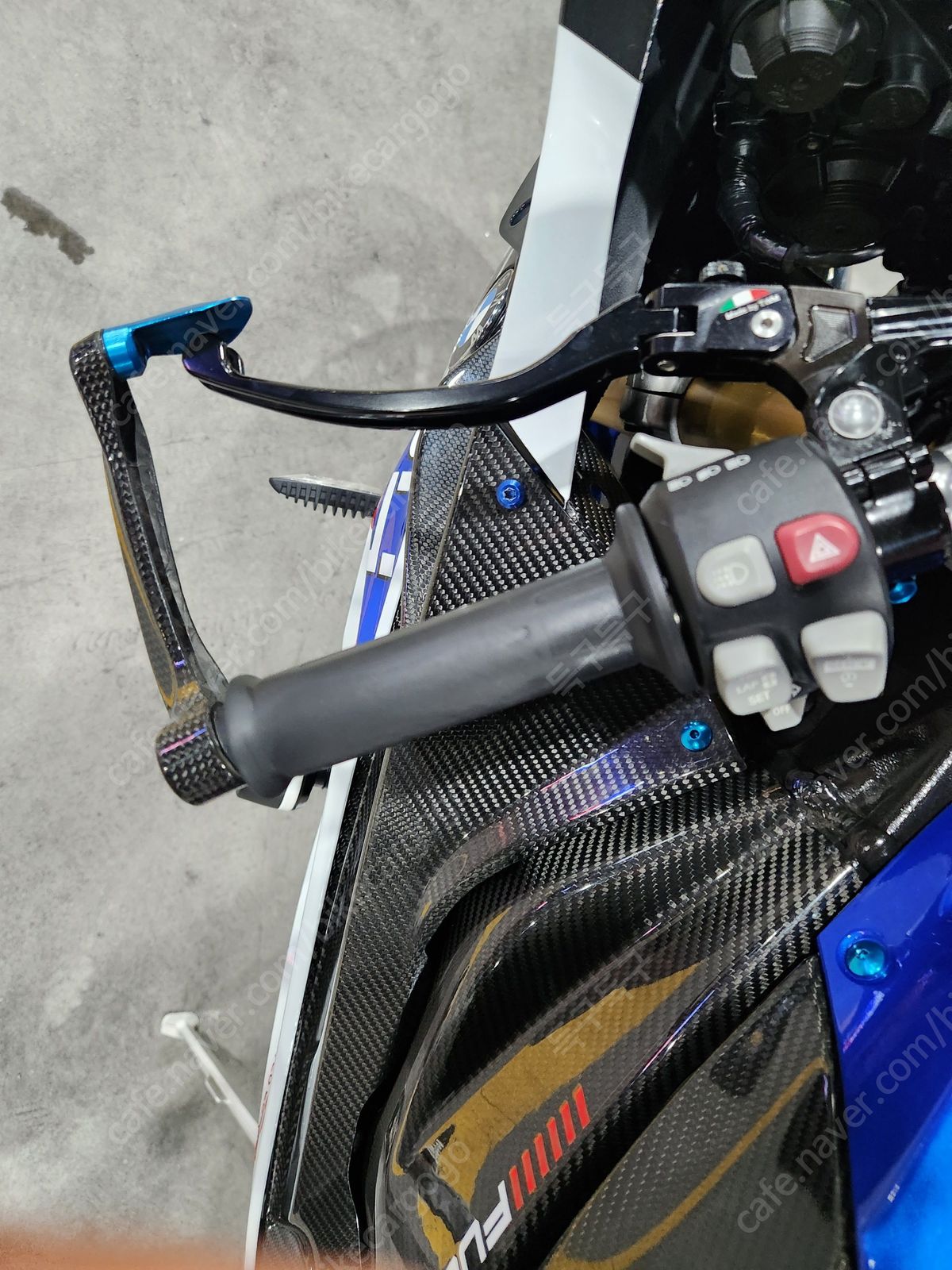 BMW S 1000 RR 12