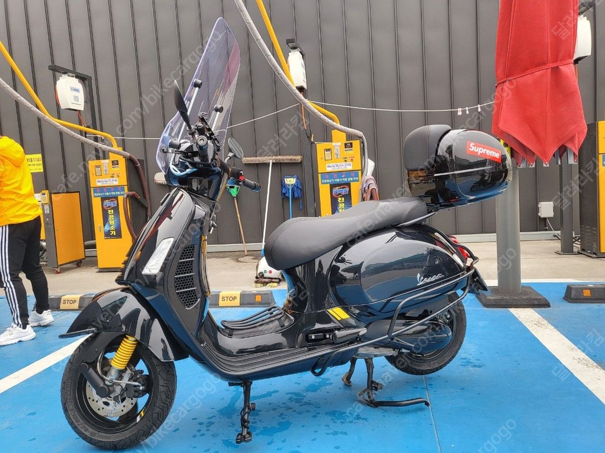 베스파 GTS 300 슈퍼테크 10