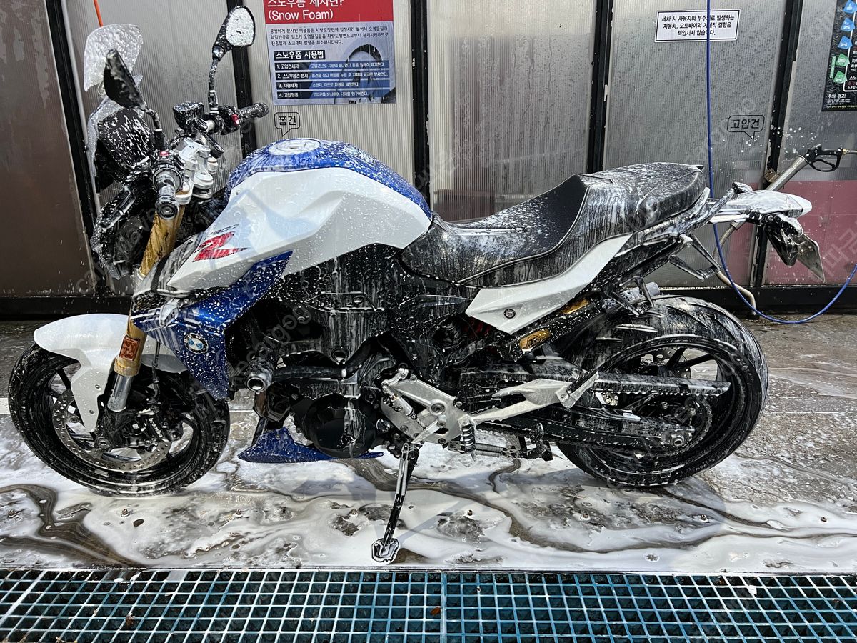 BMW F 900 R 4