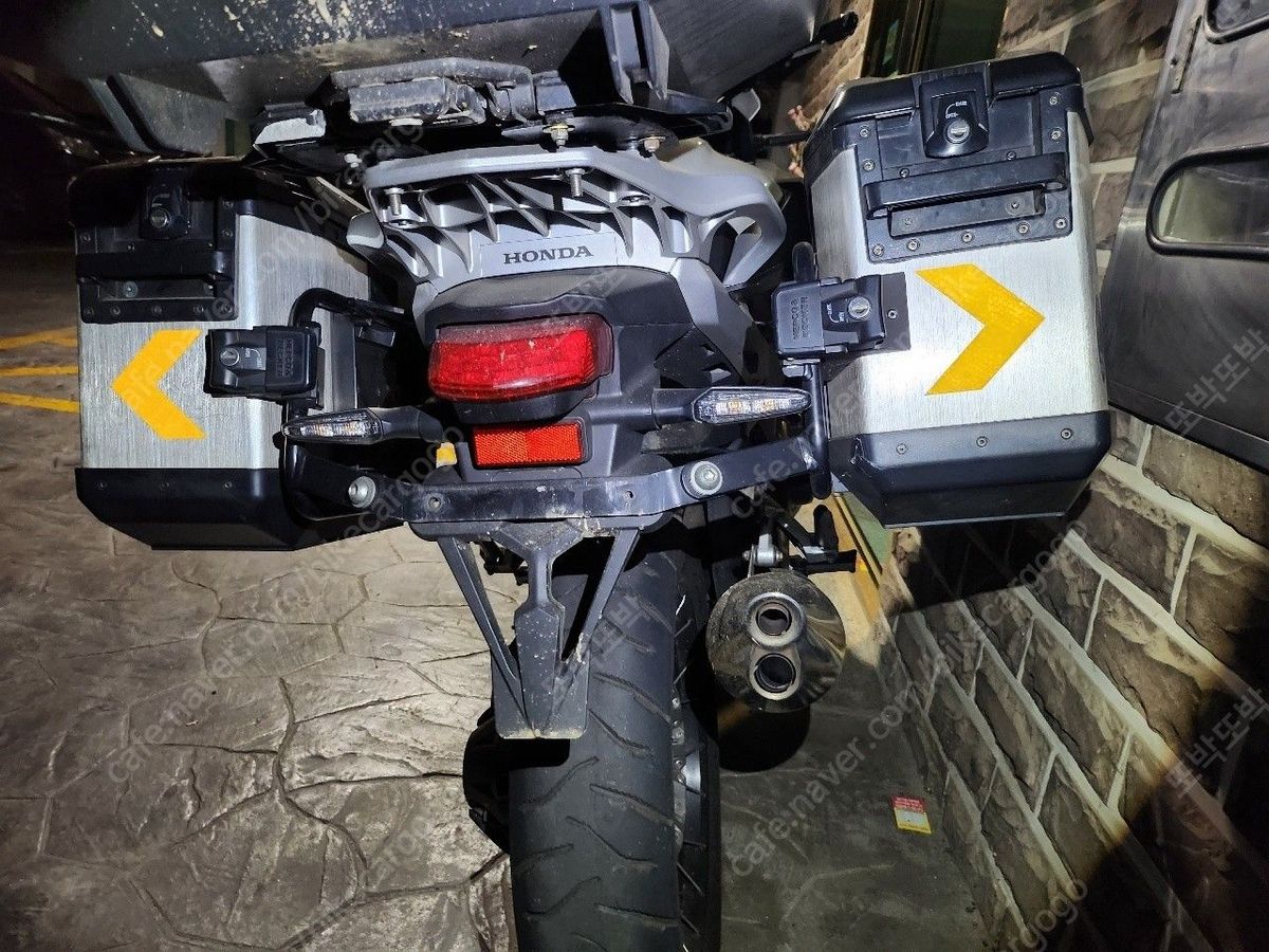 혼다 VFR 1200 XC 7