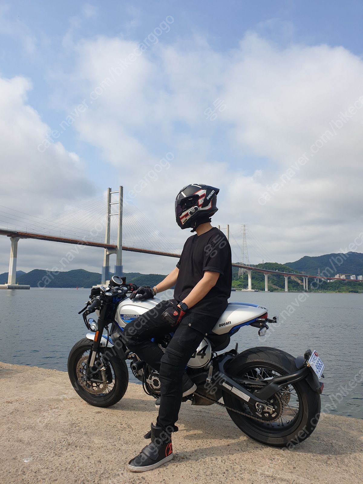 두카티 스크램블러 카페 레이서 10