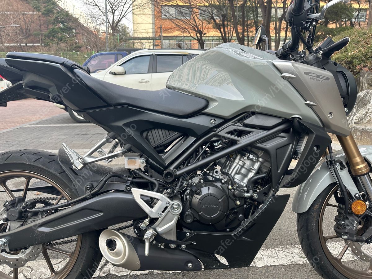 혼다 CB 125 R 7